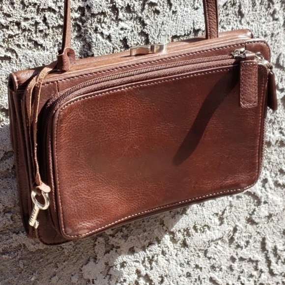 Vintage fossil crossbody - Picture 12 of 14